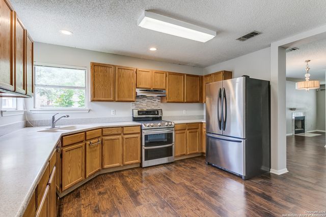 13602 Possum Cove, San Antonio, TX 78232