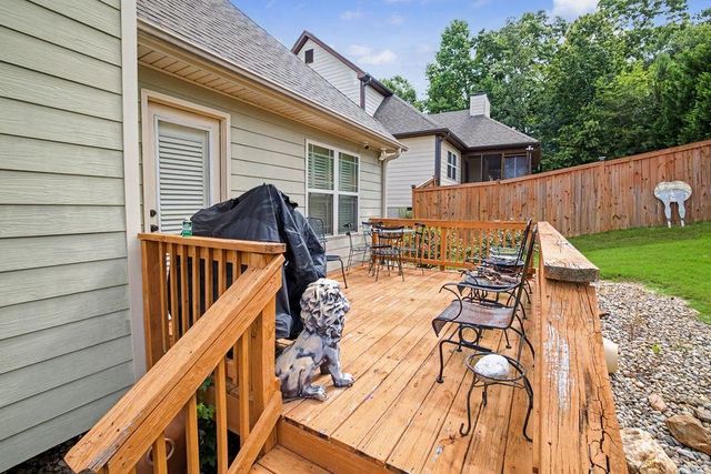 102 Brookstone Drive, Carrollton, GA 30116