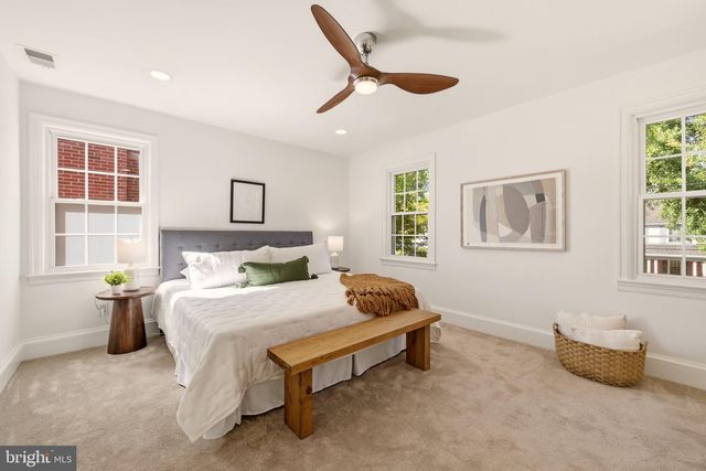 1346 SOMERSET PL NW, Washington, DC 20011
