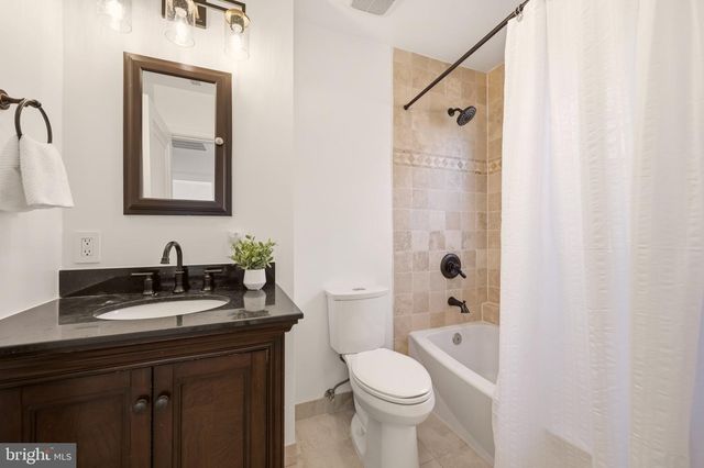 1346 SOMERSET PL NW, Washington, DC 20011