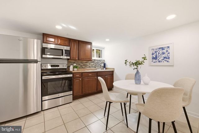 1346 SOMERSET PL NW, Washington, DC 20011