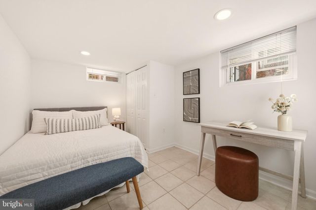 1346 SOMERSET PL NW, Washington, DC 20011