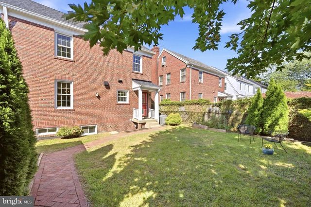 1346 SOMERSET PL NW, Washington, DC 20011