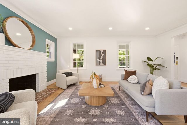 1346 SOMERSET PL NW, Washington, DC 20011
