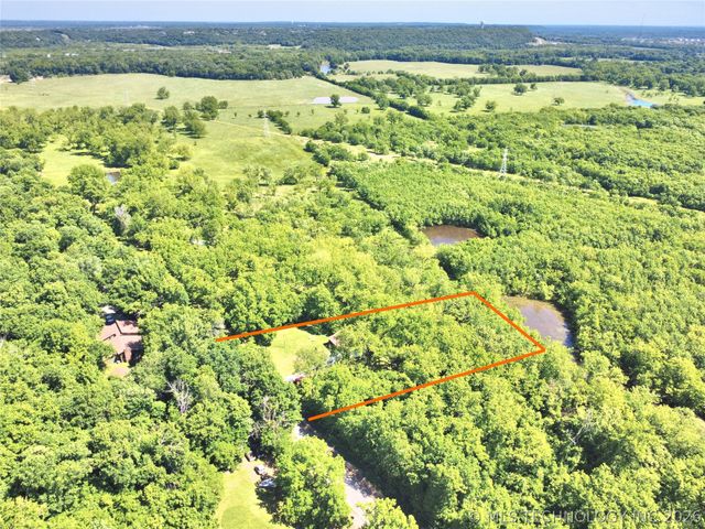 17365 Redbud Drive, Catoosa, OK null