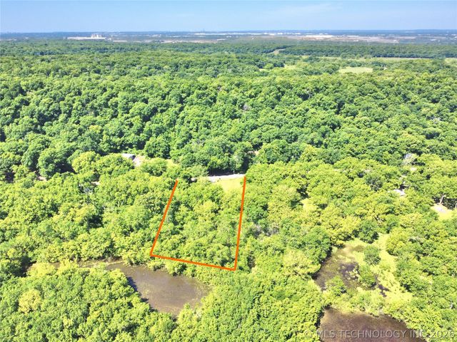 17365 Redbud Drive, Catoosa, OK null