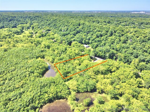 17365 Redbud Drive, Catoosa, OK null