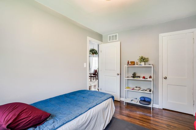 252 N Fern St, Wichita, KS 67203