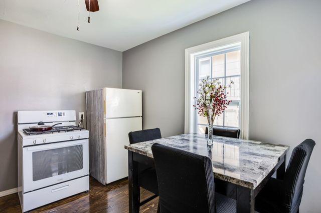 252 N Fern St, Wichita, KS 67203