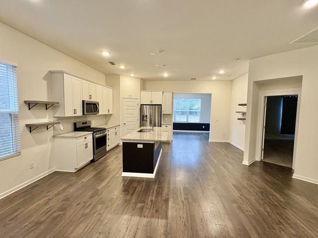 806 Sunset View Dr, Hermitage, TN 37076