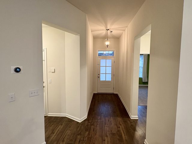 806 Sunset View Dr, Hermitage, TN 37076