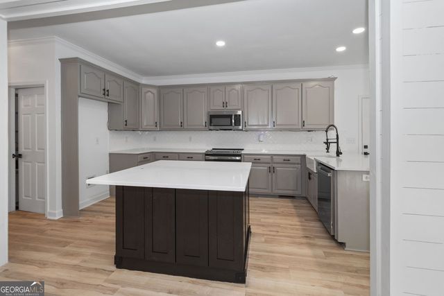 20 Dads Walk, Newnan, GA 30263