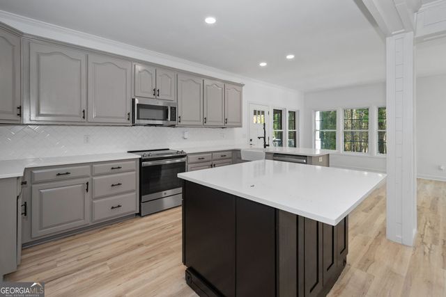 20 Dads Walk, Newnan, GA 30263