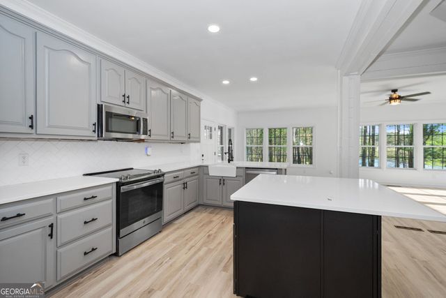 20 Dads Walk, Newnan, GA 30263