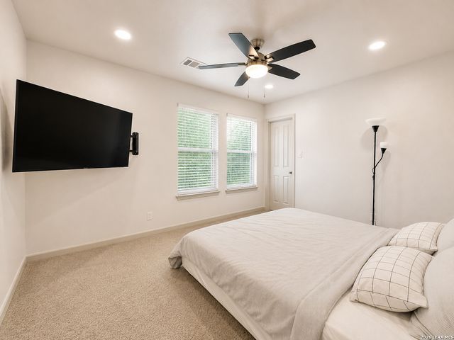 409 TURTLE HL, San Antonio, TX 78260