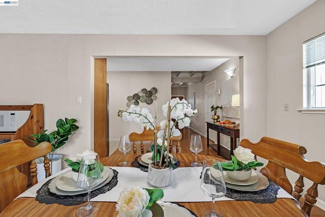 523 Evelyn Ln, Hayward, CA 94544