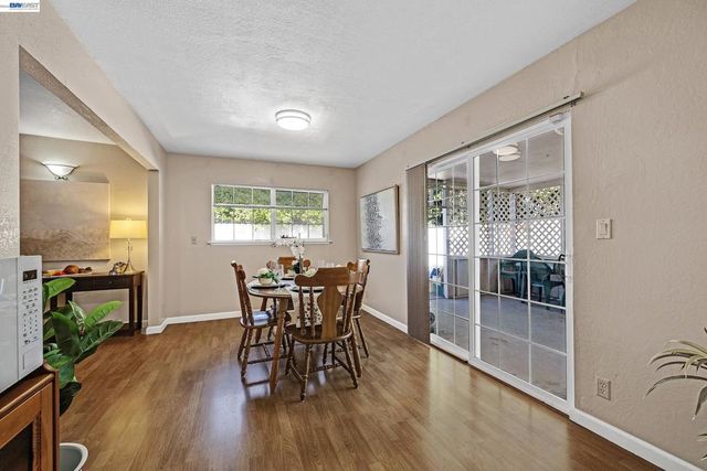 523 Evelyn Ln, Hayward, CA 94544