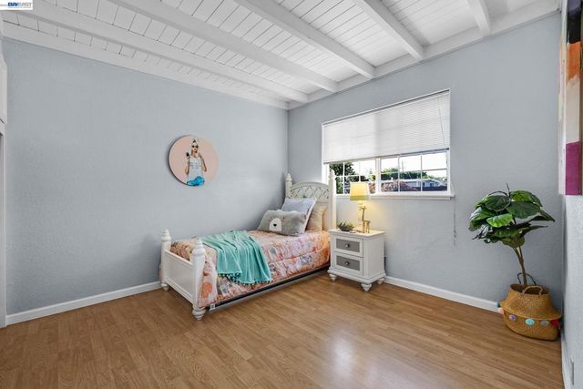 523 Evelyn Ln, Hayward, CA 94544