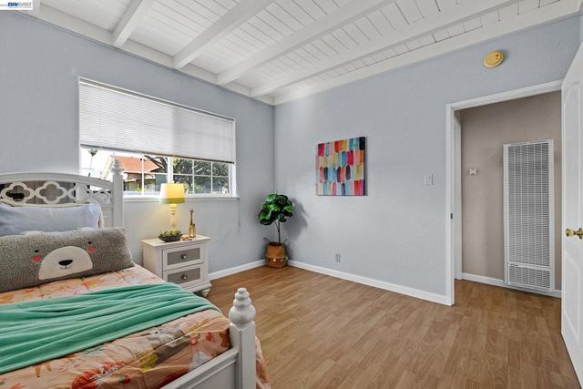 523 Evelyn Ln, Hayward, CA 94544