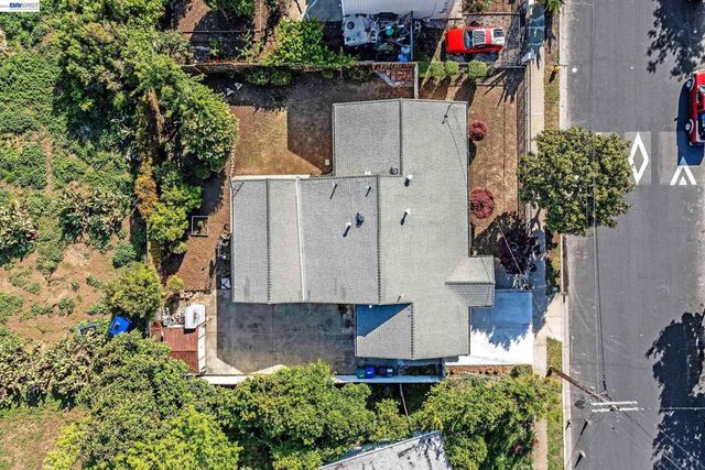 523 Evelyn Ln, Hayward, CA 94544