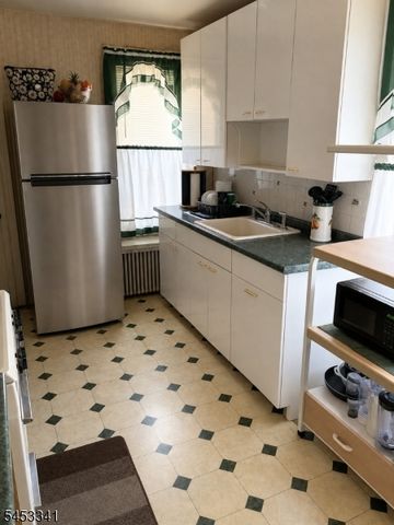 311 N 8Th St, Prospect Park Boro, NJ 07508