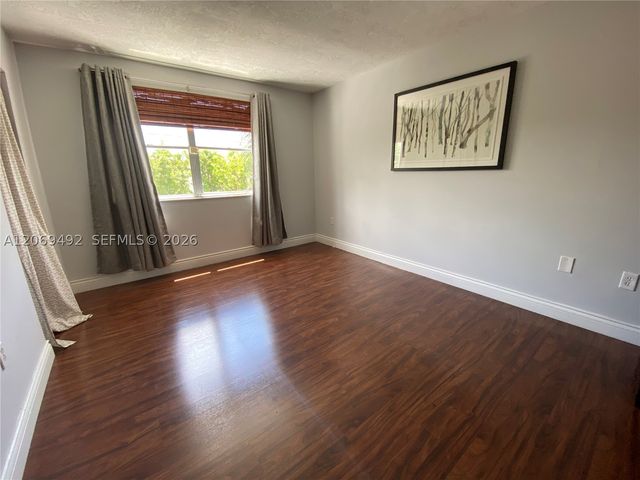 4530 SW 68th Ct Cir 32-6, Miami, FL 33155