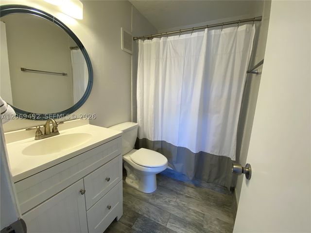 4530 SW 68th Ct Cir 32-6, Miami, FL 33155