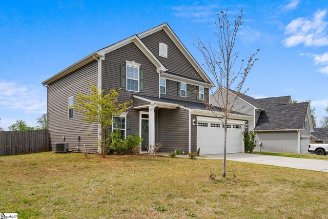 8 Wiltshire Circle, Easley, SC 29642