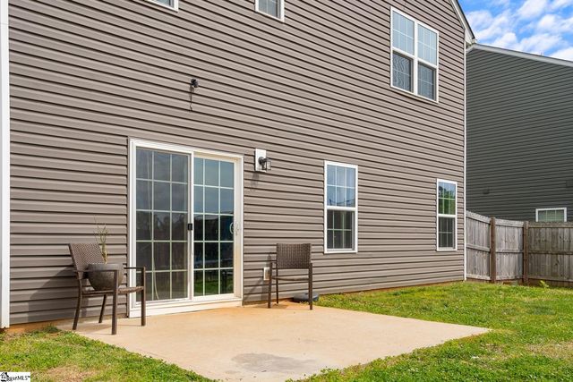 8 Wiltshire Circle, Easley, SC 29642