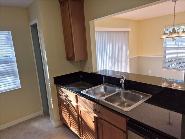 3845 ISLAND WAY, St Petersburg, FL 33705