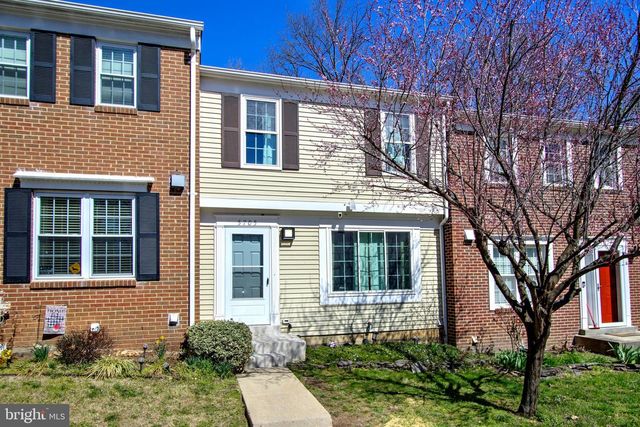 5705 HERITAGE HILL CT, Alexandria, VA 22310