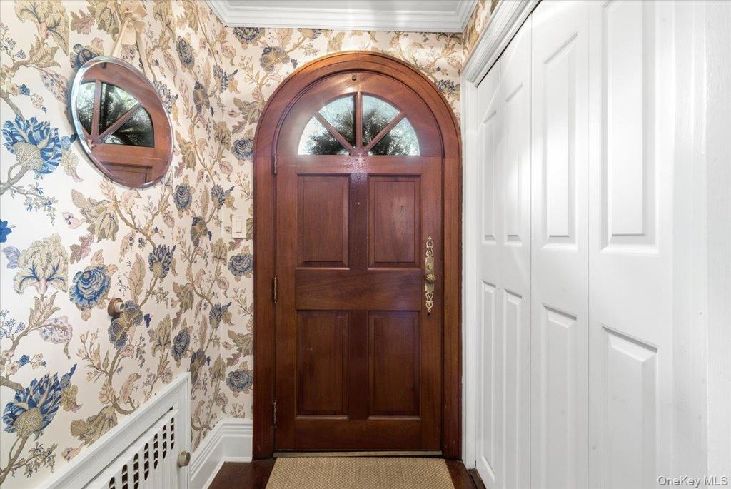 89 Poplar Street, Garden City, NY 11530 — photo 3