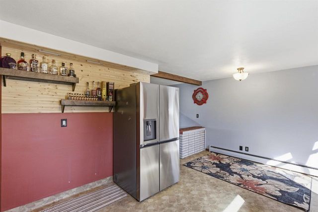 1965 LYNN DRIVE, Neenah, WI 54956