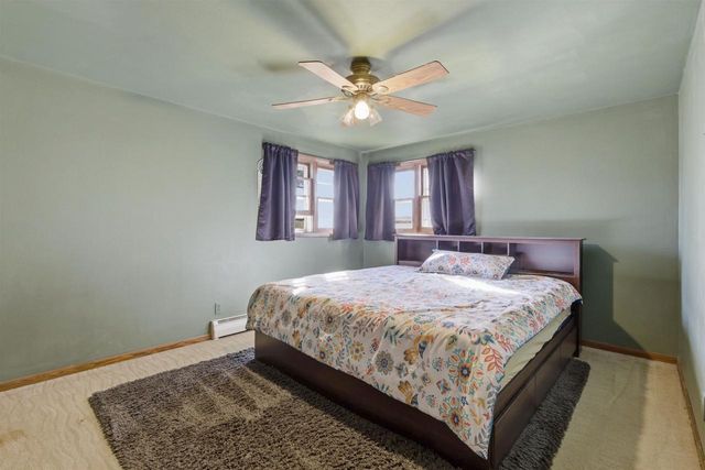 1965 LYNN DRIVE, Neenah, WI 54956