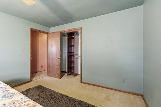 1965 LYNN DRIVE, Neenah, WI 54956