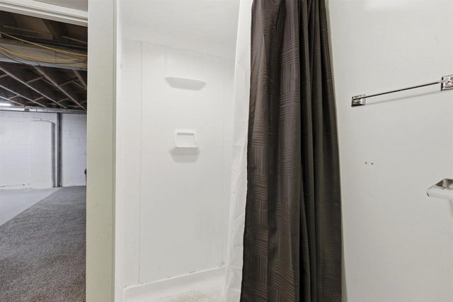 1965 LYNN DRIVE, Neenah, WI 54956