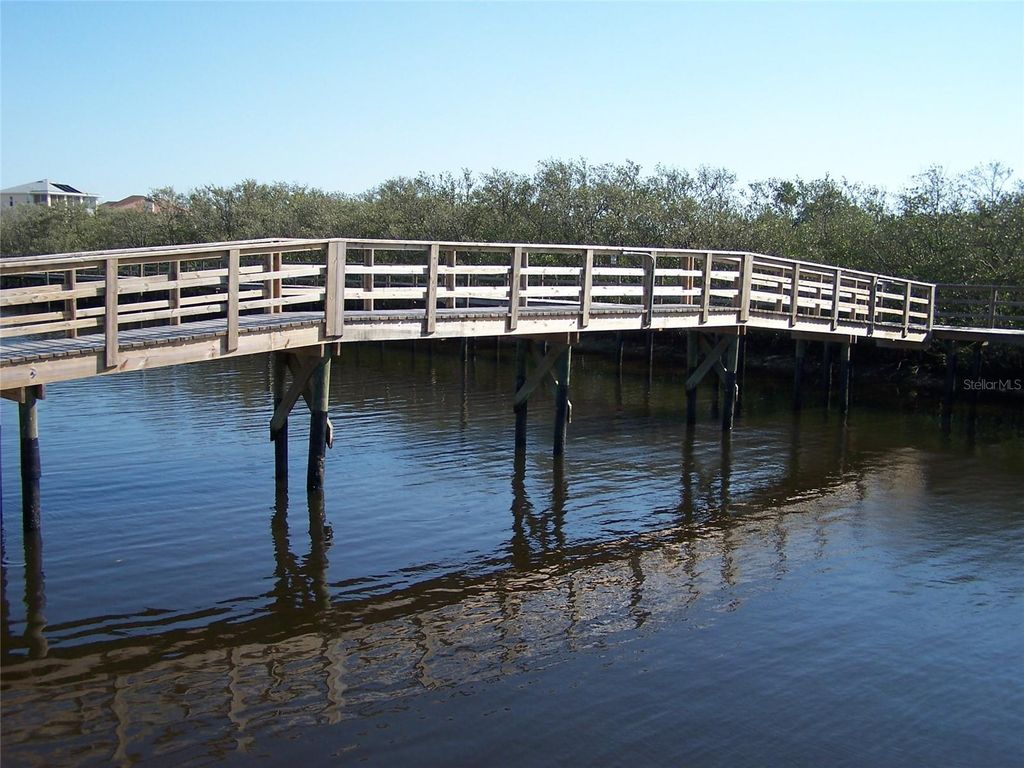 Image 5 of property listing at 0 JENNY WAY, New Port Richey, FL 34652