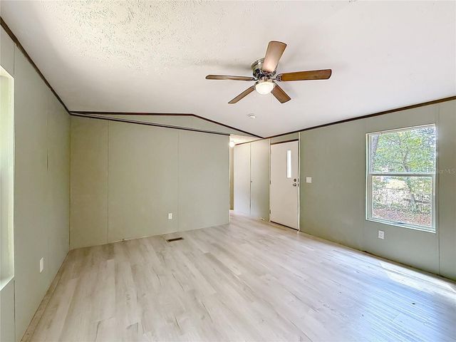 11946 SE 99TH TERRACE, Belleview, FL 34420