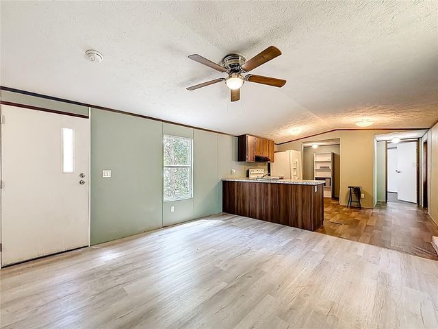 11946 SE 99TH TERRACE, Belleview, FL 34420