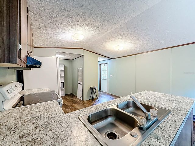 11946 SE 99TH TERRACE, Belleview, FL 34420