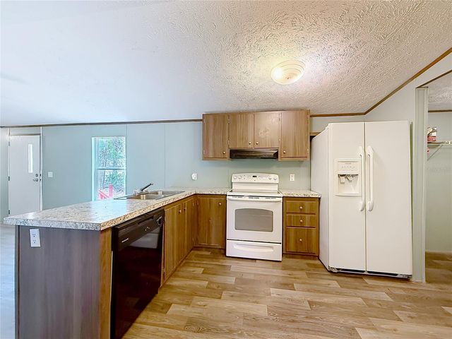11946 SE 99TH TERRACE, Belleview, FL 34420