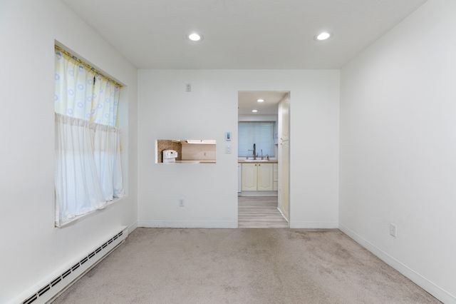22 Old Stone Way 22, Weymouth, MA 02189