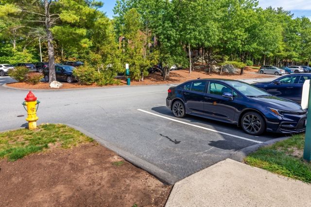 22 Old Stone Way 22, Weymouth, MA 02189