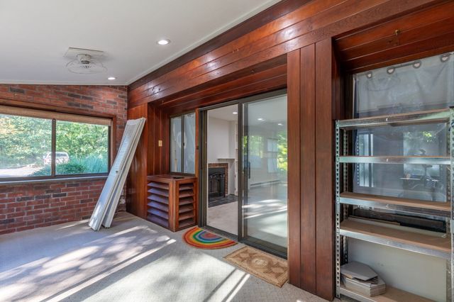 22 Old Stone Way 22, Weymouth, MA 02189