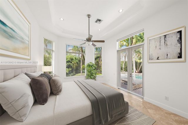 1295 Hatteras Ln, Hollywood, FL 33019