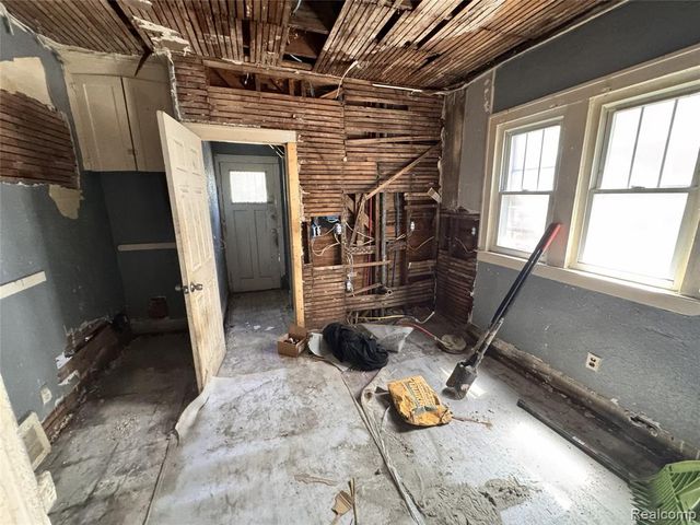 12614 Promenade Street, Detroit, MI 48213