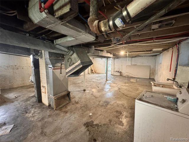 12614 Promenade Street, Detroit, MI 48213