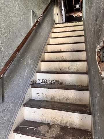 12614 Promenade Street, Detroit, MI 48213