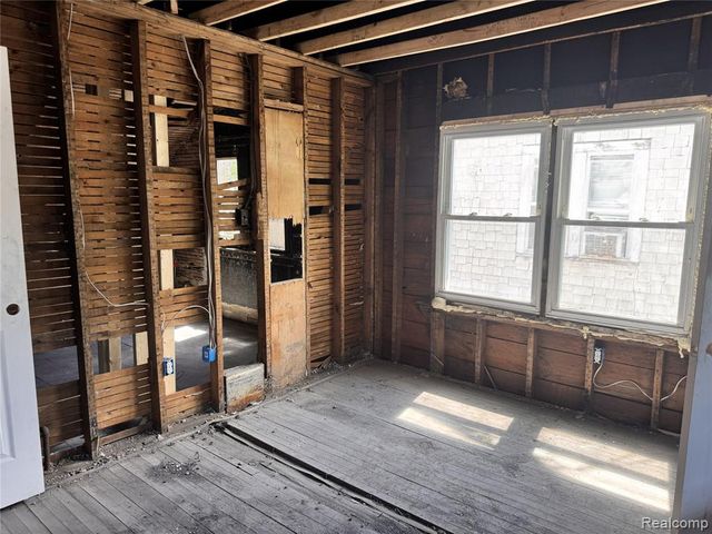 12614 Promenade Street, Detroit, MI 48213