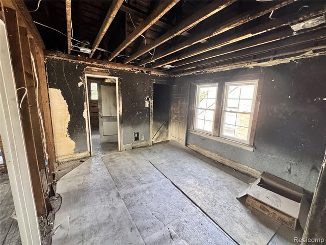 12614 Promenade Street, Detroit, MI 48213